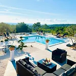 Villa Pablo *