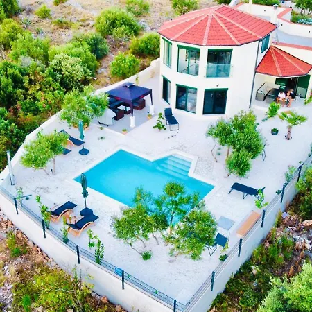 别墅 Traumhaftes Mit Pool In Rogoznica